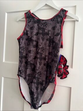 Women’s gorgeous Plum bodysuit Black & Red Floral size XL